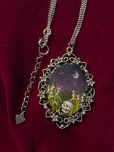 Load image into Gallery viewer, Stargazer Skull Necklace