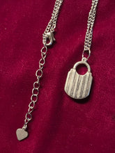 Load image into Gallery viewer, Night Crocuses Lock Necklace