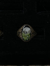 Load image into Gallery viewer, Dainty Skull Ring size 5-9