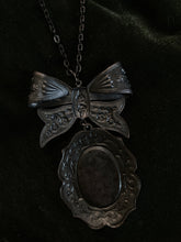 Load image into Gallery viewer, Black Cat Memorial Pendant with Bow
