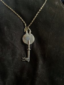 Pond Skull Key