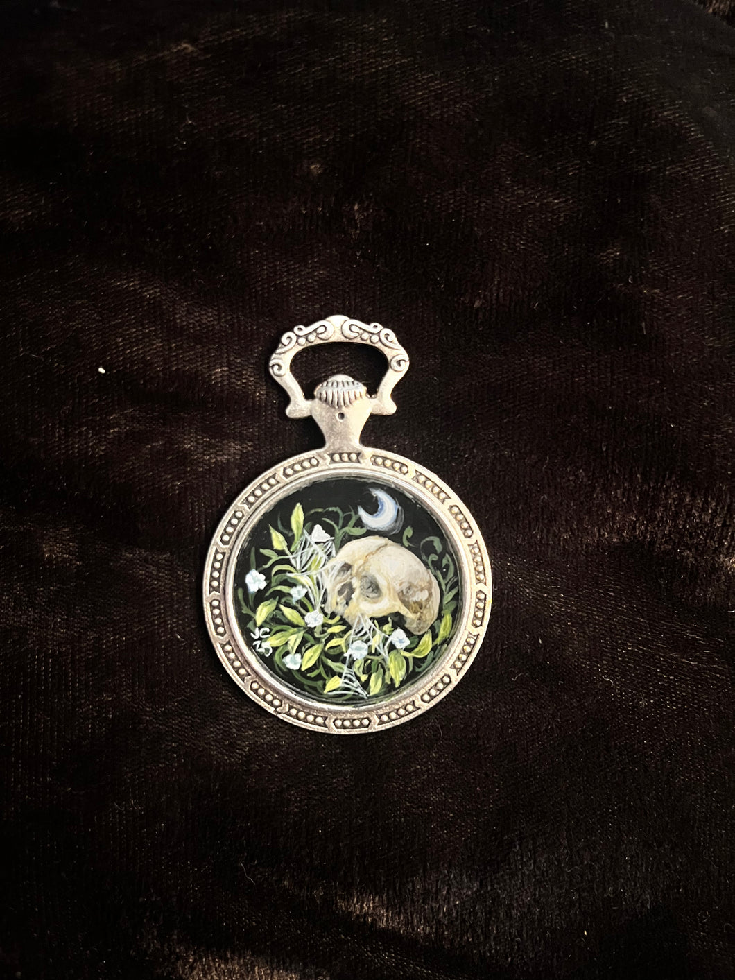 Moonflowers and Skull