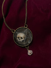 Load image into Gallery viewer, Antique Skull Pendant
