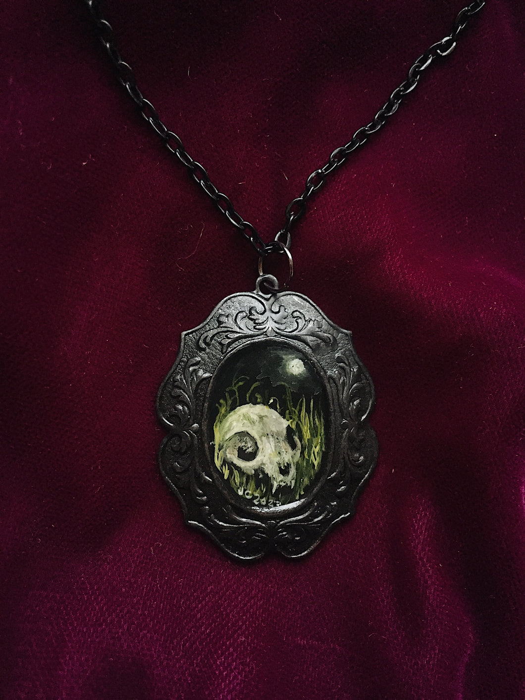 Death Garden Pendant (Cat Skull)