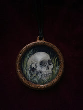 Load image into Gallery viewer, Wooden Death Garden Pendant - Skull with Black Widow
