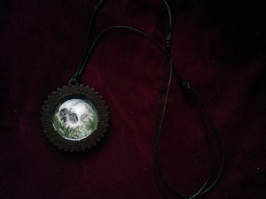 Wooden Death Garden Pendant - Skull with Cobwebs