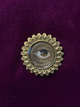 Load image into Gallery viewer, Secret Eye Brooch/Pin
